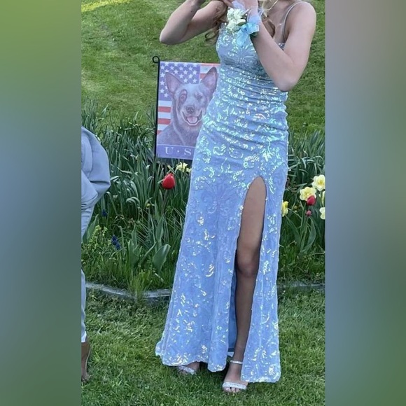 Windsor Light Blue Embellished Prom Dress WORN ONCE! - Picture 4 of 4